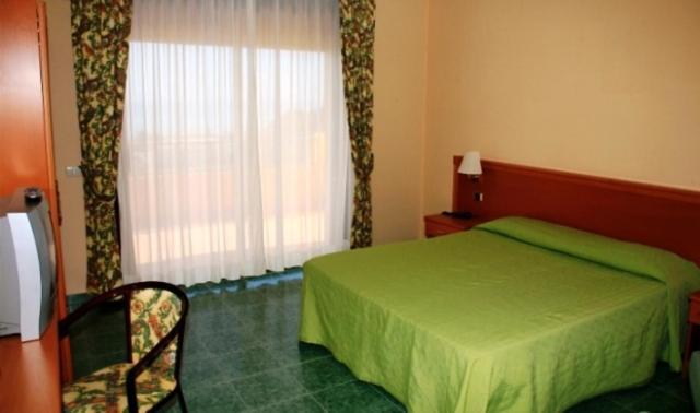 Conte Di Cabrera Hotel Club Pozzallo Eksteriør bilde